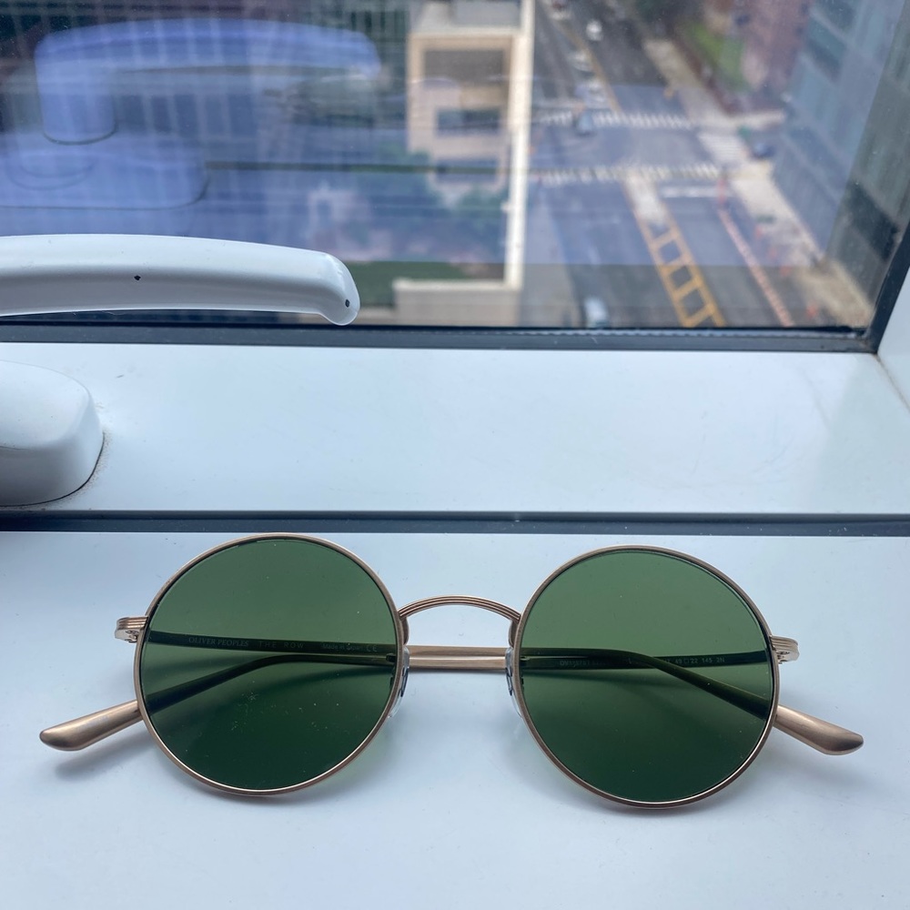 Oliver’s People; The Row After Midnight